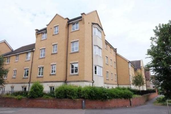 IDEAL BUY-TO-LET 2 BED FLAT WITH ACCESS TO BEXLEY VILLAGE