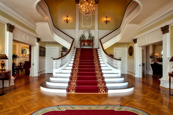 Christmas Lifestyles of the Seriously Rich