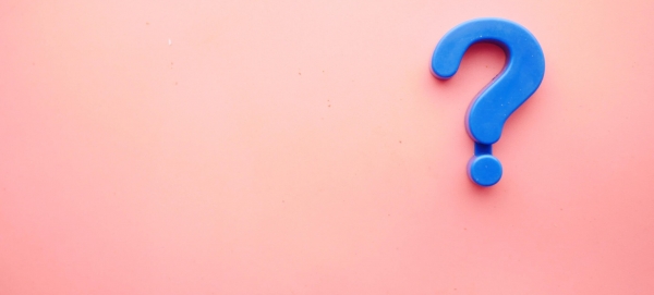 Two Important Questions to Ask Before You Sign with an Estate Agent
