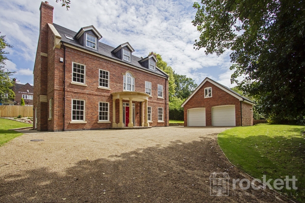 Property Patter: Why Upmarket Properties Make a Better Investment