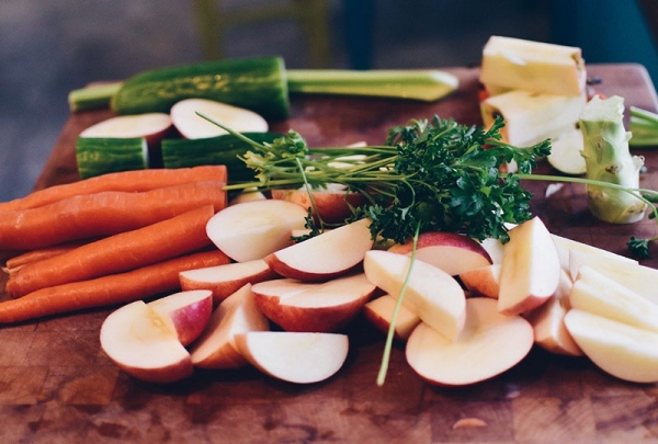 Wellbeing Wednesday: Five Healthy Eating Tips for People In High Wycombe