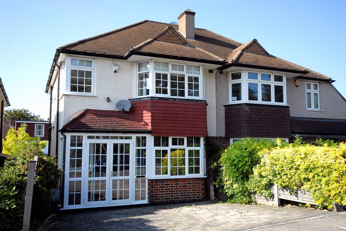 3 bedroom house in Bromley? Edward Ashdale