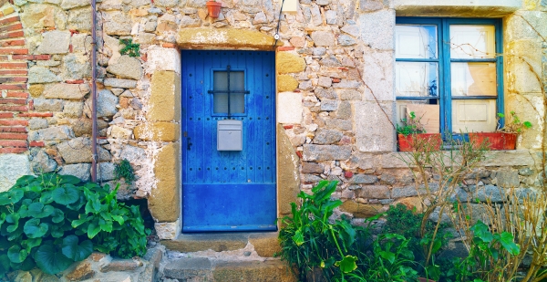 Discover the surprising impact the colour of your front door could have