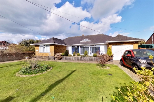 3 bed bungalow for sale in Montrose, Spitalfield Lane, New Romney, TN28