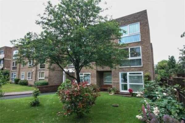 Ideal Buy To Let – 2 Bedroom Flat In Sidcup, The Park