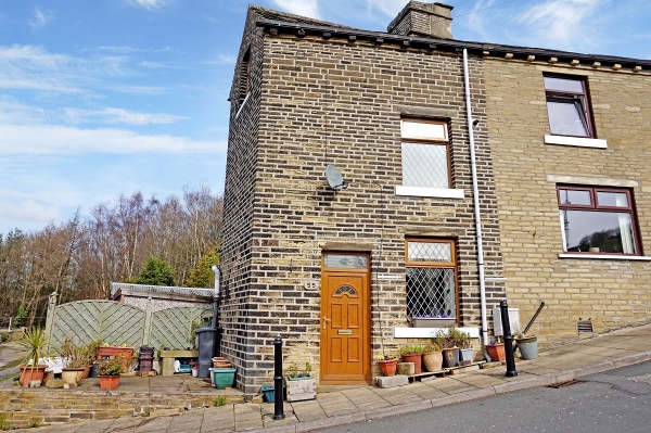 Check out this cosy cottage on Trooper Lane