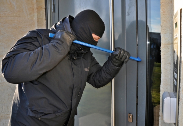 A Criminal’s Guide to Not Getting Burgled