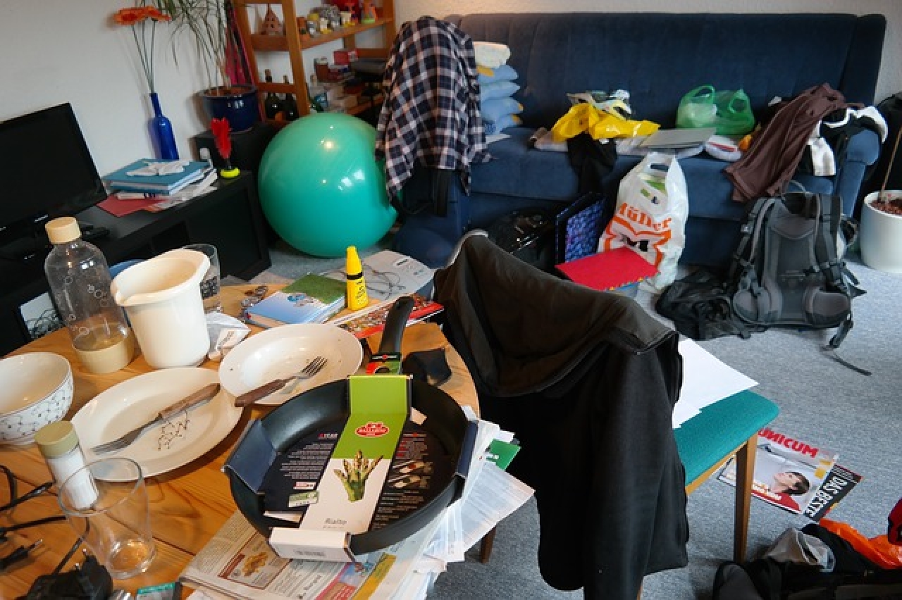 >Why clutter can cost you thousands