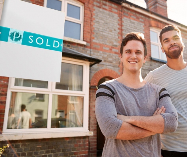 How to Sell a House in Dorking to a Friend – 3 Top Tips