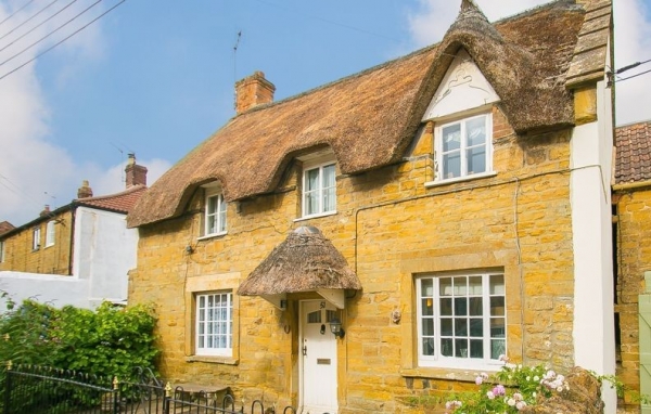How to choose the right estate agent in South Somerset