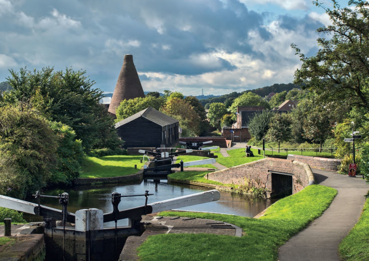 >Stourbridge locks